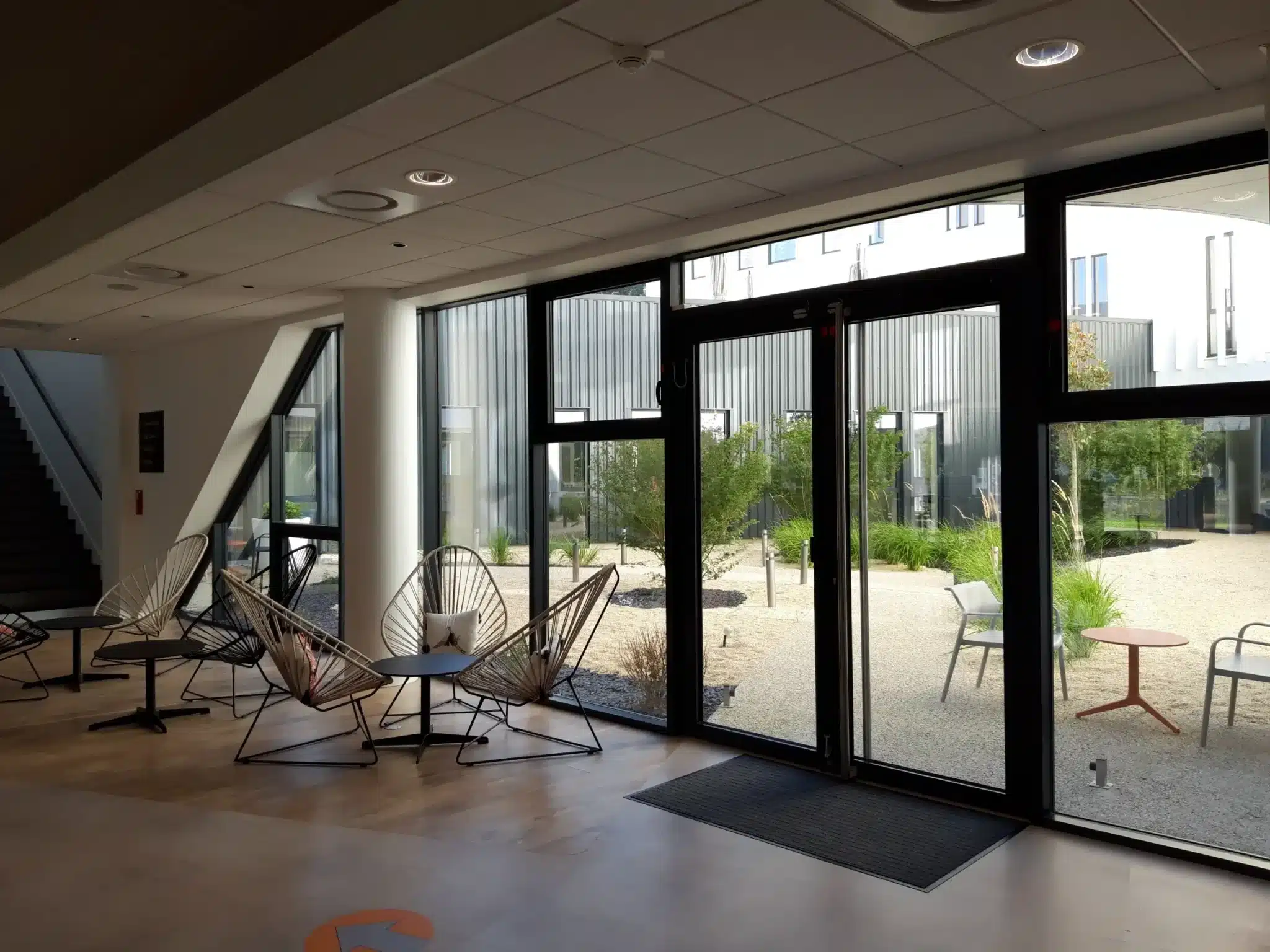 Le patio du site Avem France