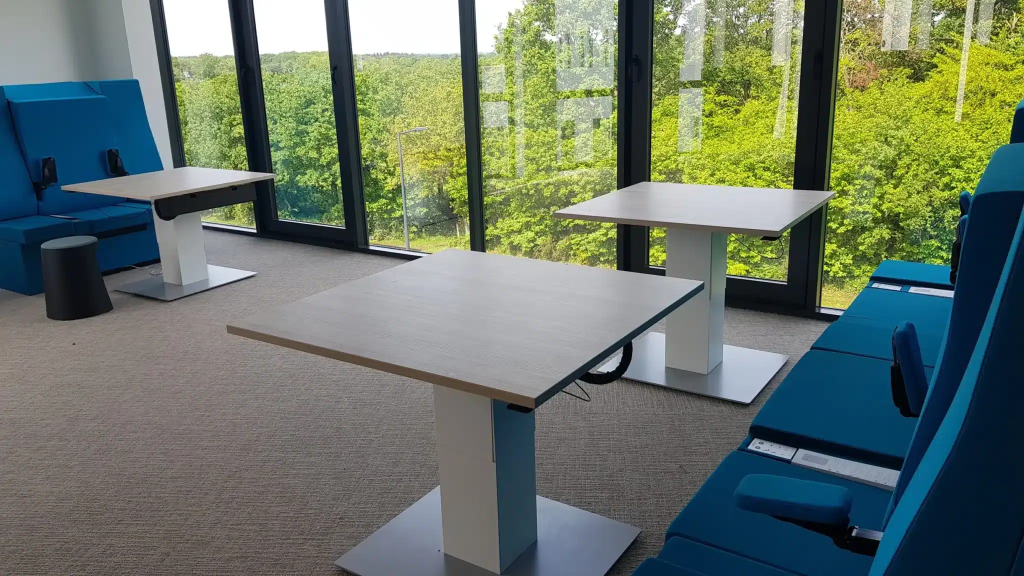 Les postes lounge du site Avem France